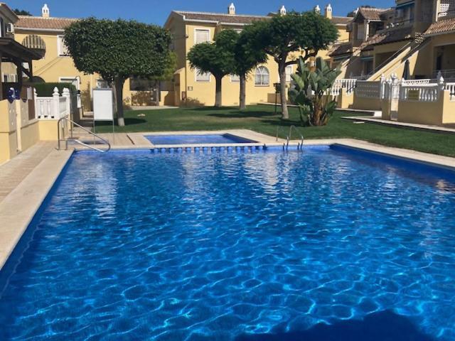 Villa Martin Secure Complex Two Bed Apartment With Access To Six Pools San Miguel De Salinas Εξωτερικό φωτογραφία